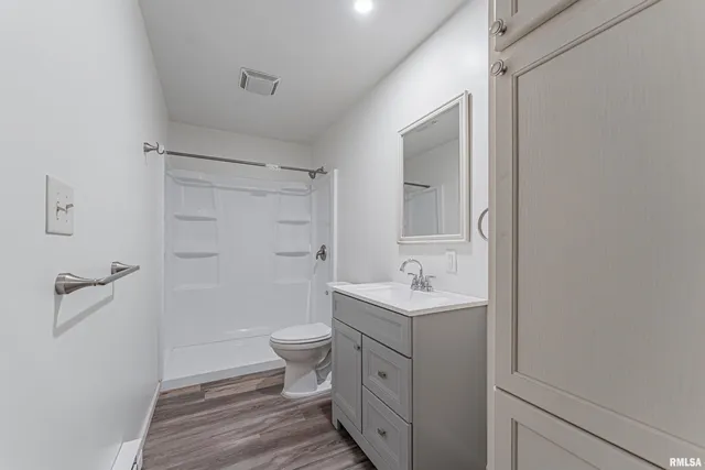 $80,000 | 608 6th Street, Lincoln, IL 62656