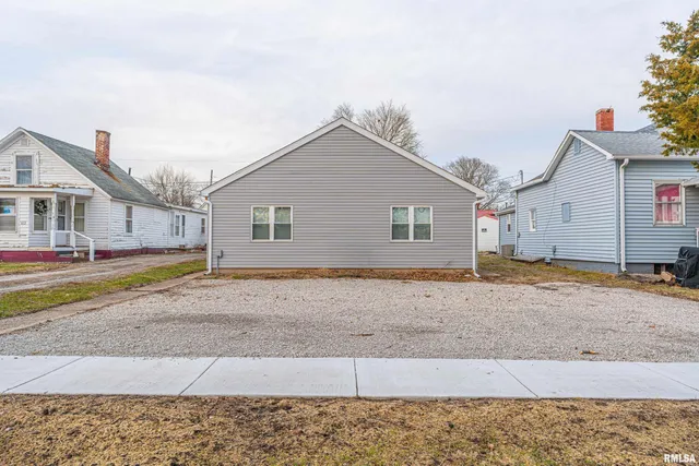 $80,000 | 608 6th Street, Lincoln, IL 62656