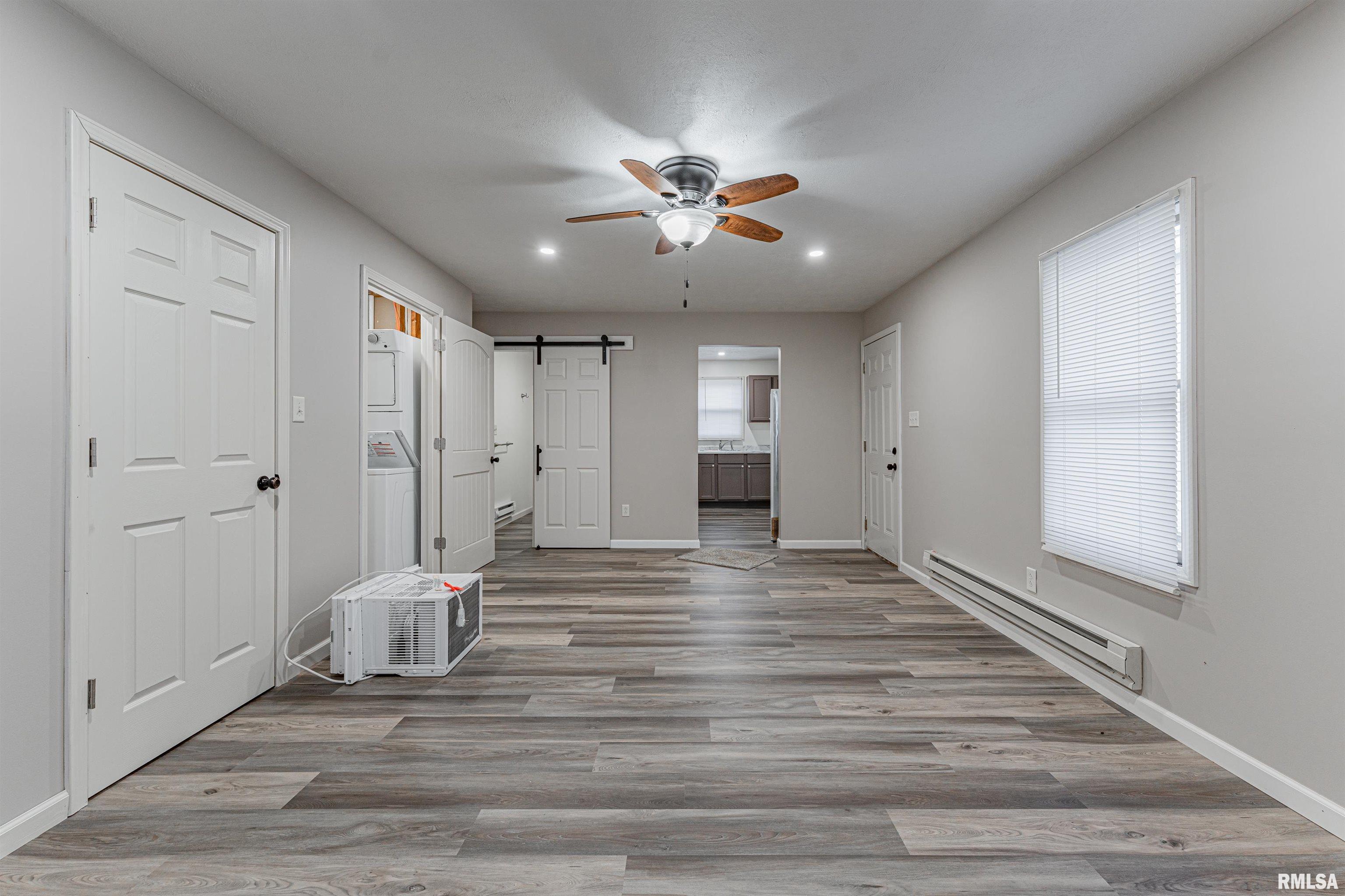 608 6th Street Lincoln, IL 62656 - Photo 7 of 15