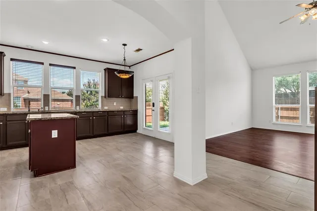 $2,950 | 6902 Amesbury Lane, Rowlett, TX 75089