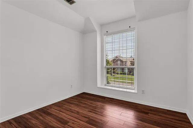 $2,950 | 6902 Amesbury Lane, Rowlett, TX 75089