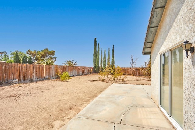 471 Silverado Street Barstow, CA 92311 - Photo 36 of 43 a view of a backyard of a house