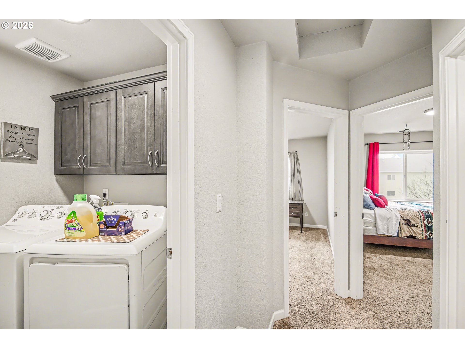 88192 Jameson Way Veneta, OR 97487 - Photo 34 of 44 a utility room with sink dryer and washer