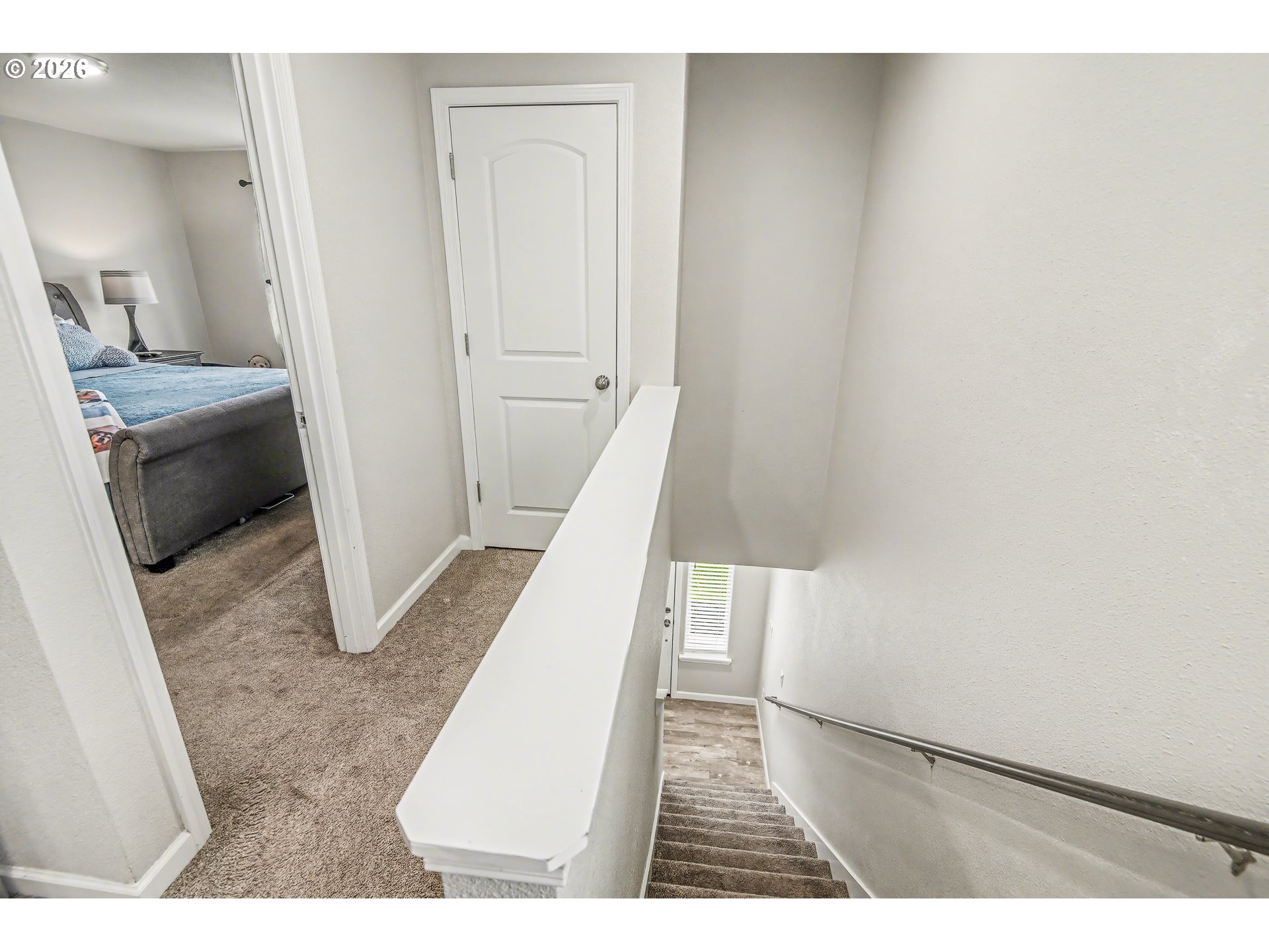 88192 Jameson Way Veneta, OR 97487 - Photo 44 of 44 a view of a living room with furniture and wooden floor