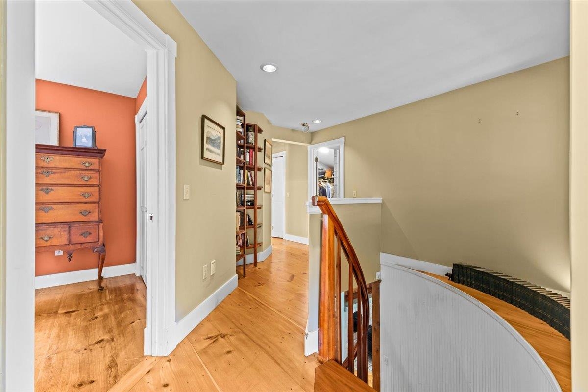 77 Alger Road Stowe, VT 05672 - Photo 12 of 39