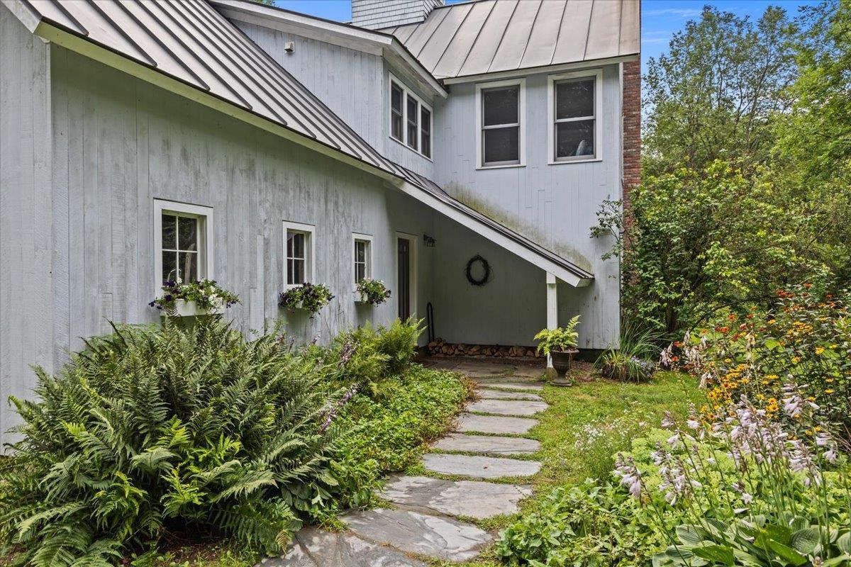 77 Alger Road Stowe, VT 05672 - Photo 2 of 39