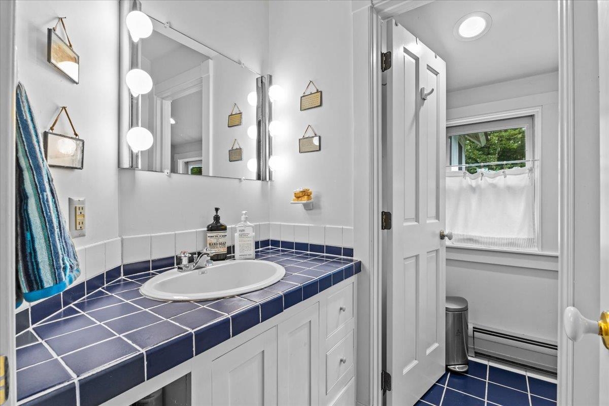 77 Alger Road Stowe, VT 05672 - Photo 23 of 39