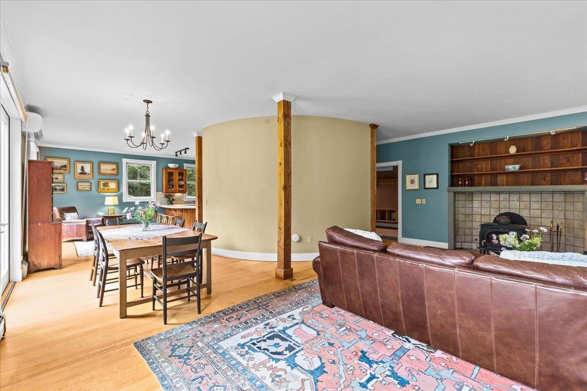 77 Alger Road Stowe, VT 05672 - Photo 3 of 39