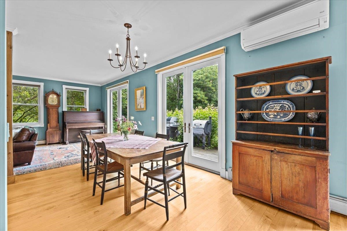 77 Alger Road Stowe, VT 05672 - Photo 5 of 39