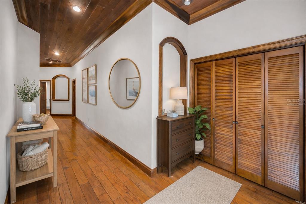 6141 Lafayette Street New Port Richey, FL 34652 - Photo 8 of 98