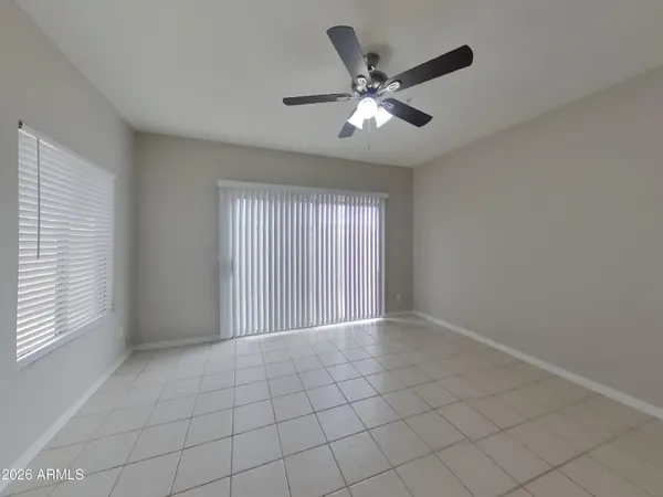 $1,369 | 1406 West Emerald Avenue, Unit 119, Mesa, AZ 85202