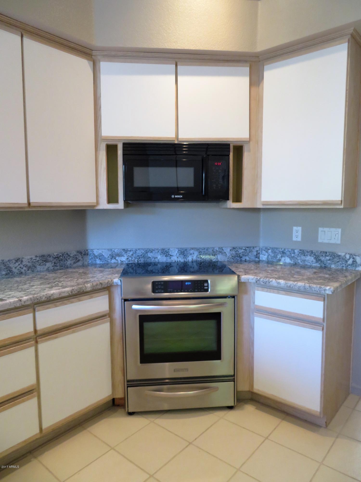 7222 East Gainey Ranch Road, Unit 114 Scottsdale, AZ 85258 - Photo 23 of 53 STAINLESS APPLIANES