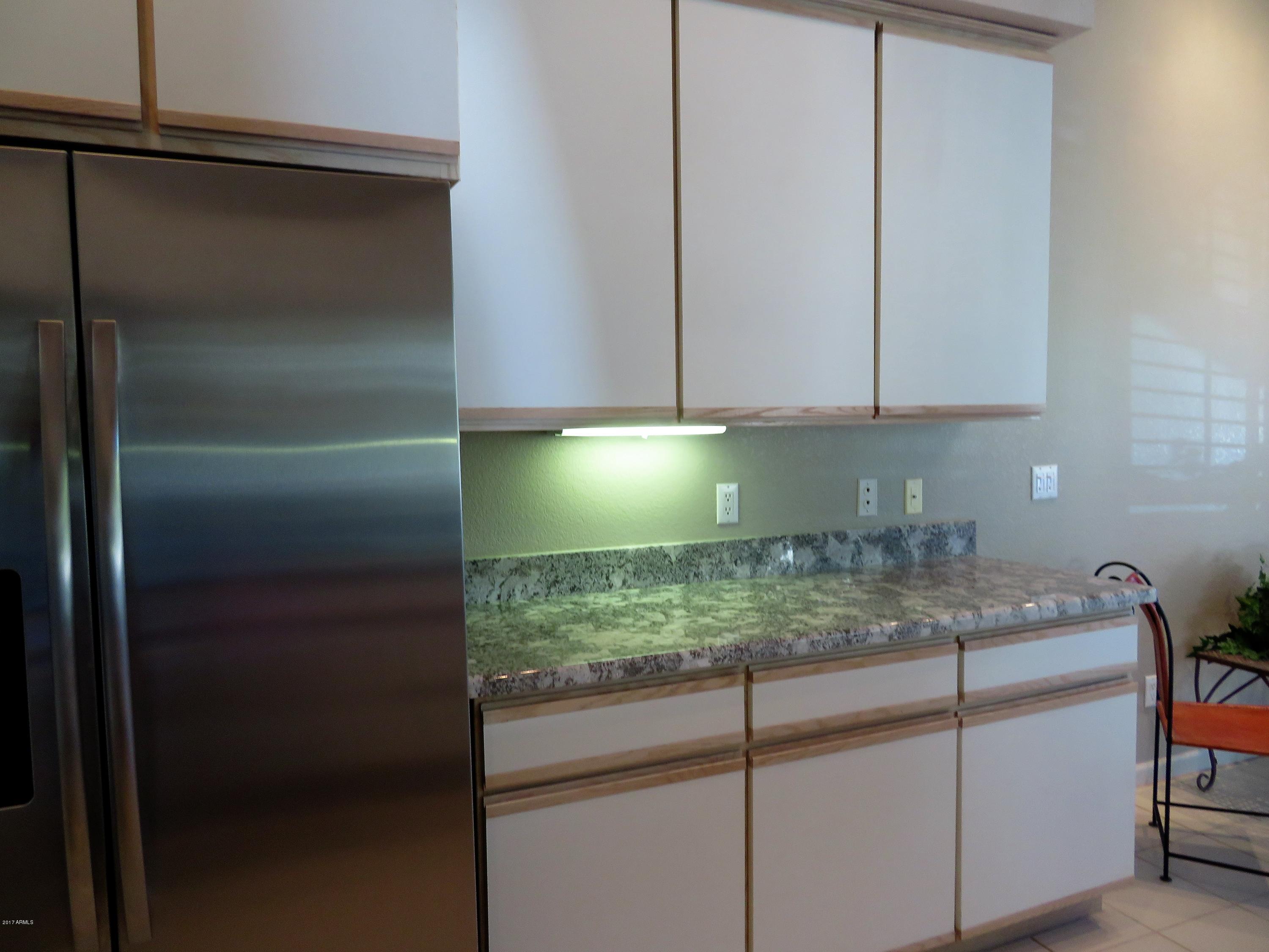 7222 East Gainey Ranch Road, Unit 114 Scottsdale, AZ 85258 - Photo 26 of 53 KITCHEN