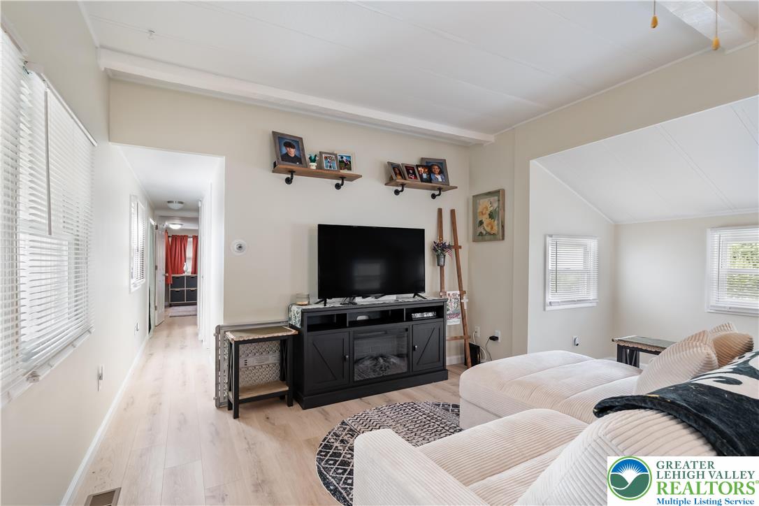 16 Springridge Road Bath, PA 18014 - Photo 12 of 42