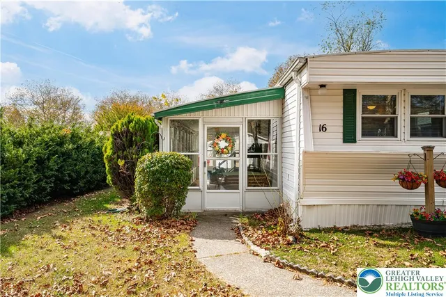 a view of a entryway front of house