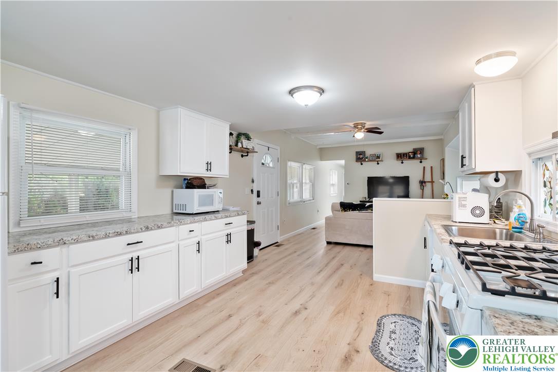 16 Springridge Road Bath, PA 18014 - Photo 21 of 42