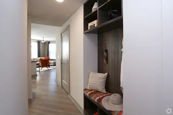$3,249 | 680 East Algonquin Road, Unit 1101, Schaumburg, IL 60173