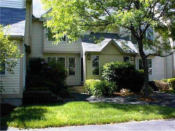 17 Salisbury Road, Unit 58 Nashua, NH 03064 - Photo 1 of 9