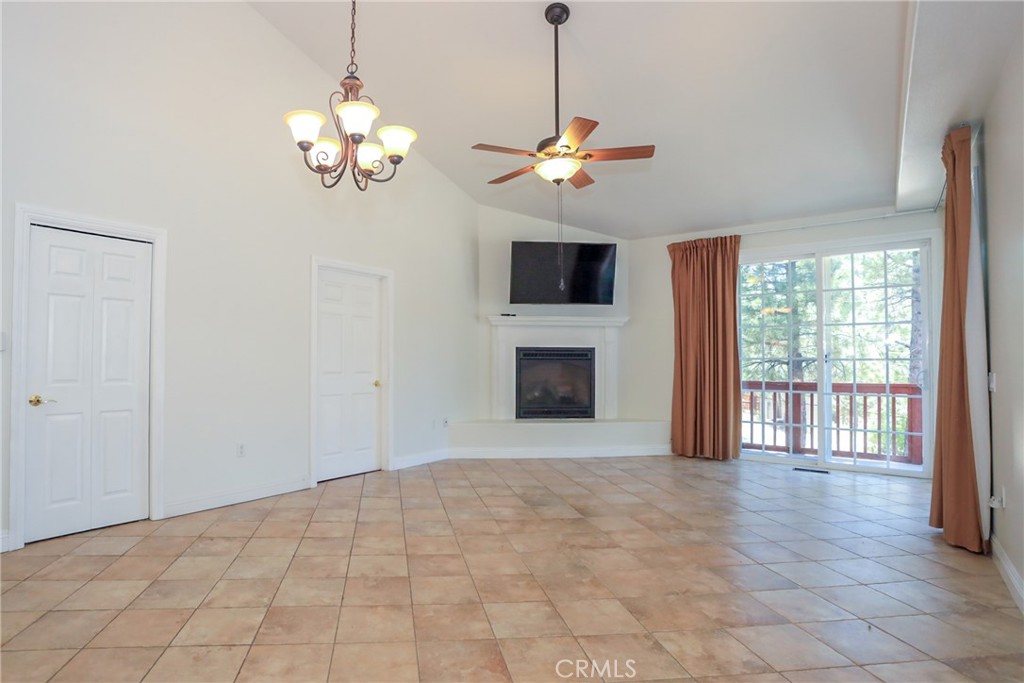 534 Highland Road Big Bear Lake, CA 92315 - Photo 5 of 33