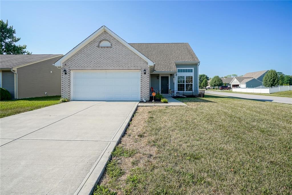 6501 Spring Flower Drive Indianapolis, IN 46237 - Photo 2 of 35