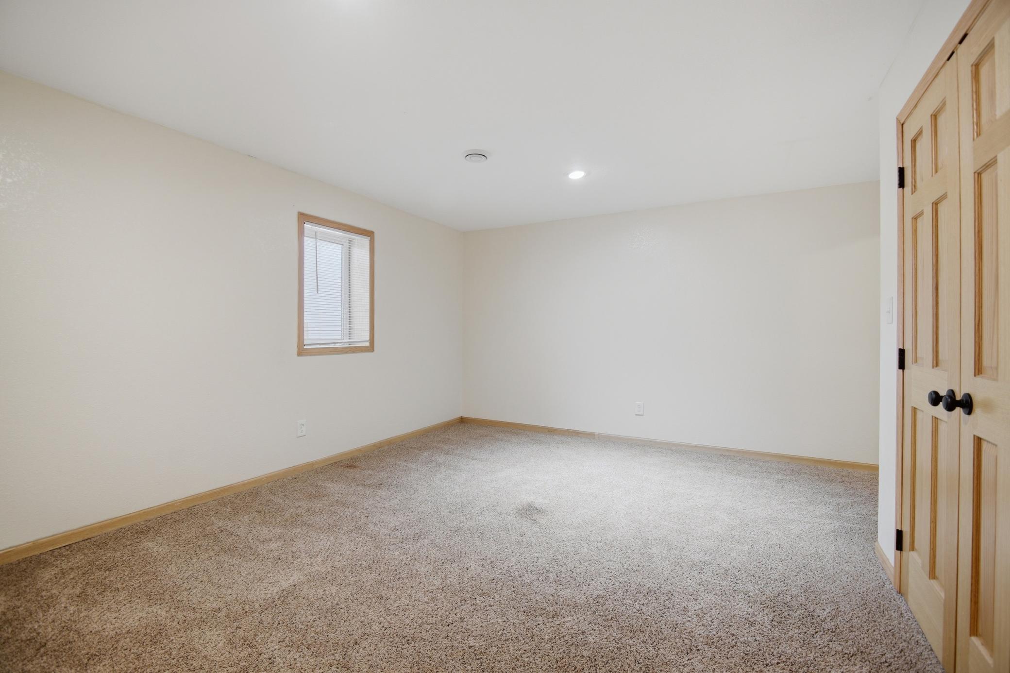1600 26th Street Southwest Austin, MN 55912 - Photo 36 of 65