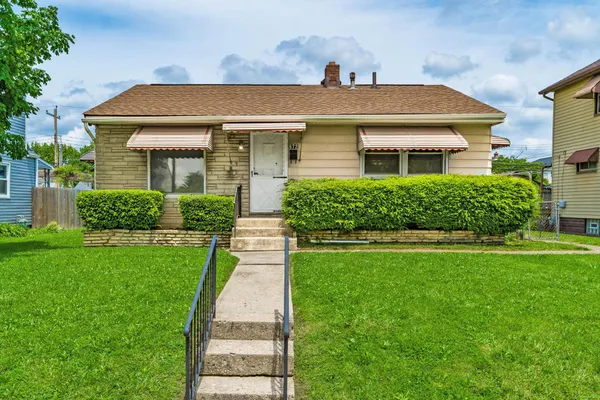$1,200 | 672 East Mithoff Street, Columbus, OH 43206