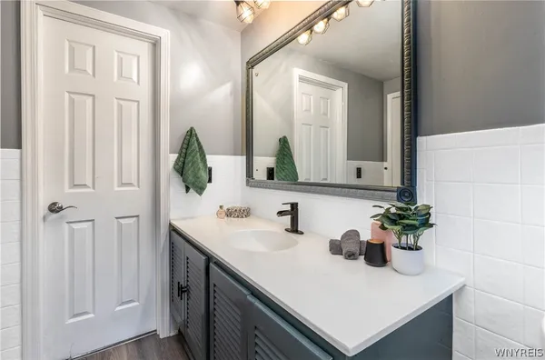 $447,500 | 11849 Boncliff Drive, Alden, NY 14004