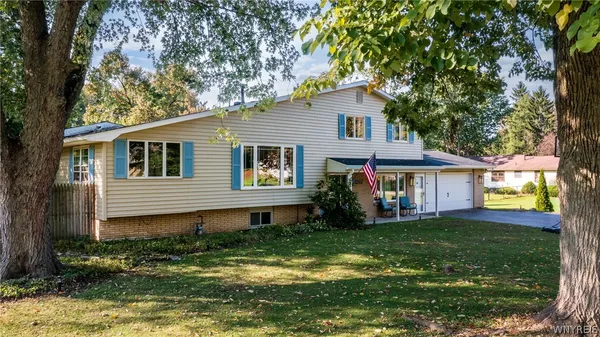 $447,500 | 11849 Boncliff Drive, Alden, NY 14004