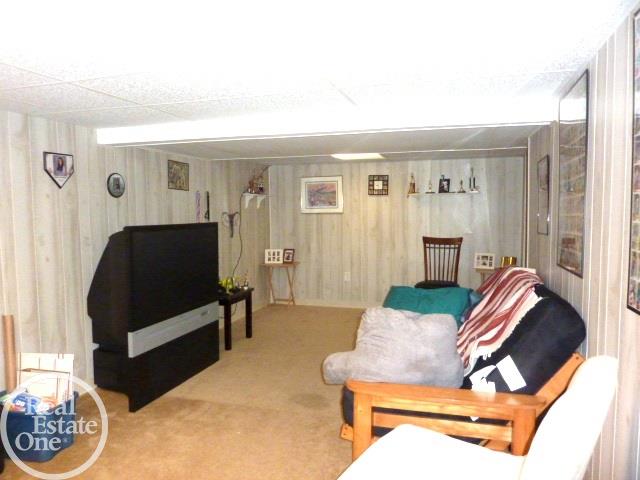 28351 Gamble Road New Baltimore, MI 48047 - Photo 24 of 29 31364912-23.JPG