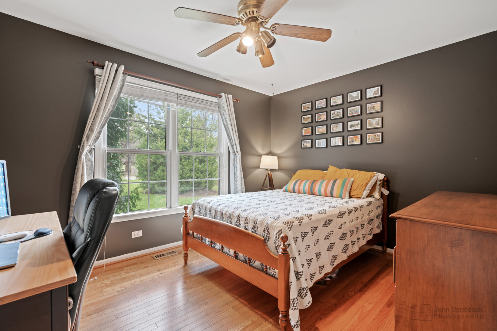 3620 Lakeview Drive Algonquin, IL 60102 - Photo 19 of 25 a bedroom with a bed and a window