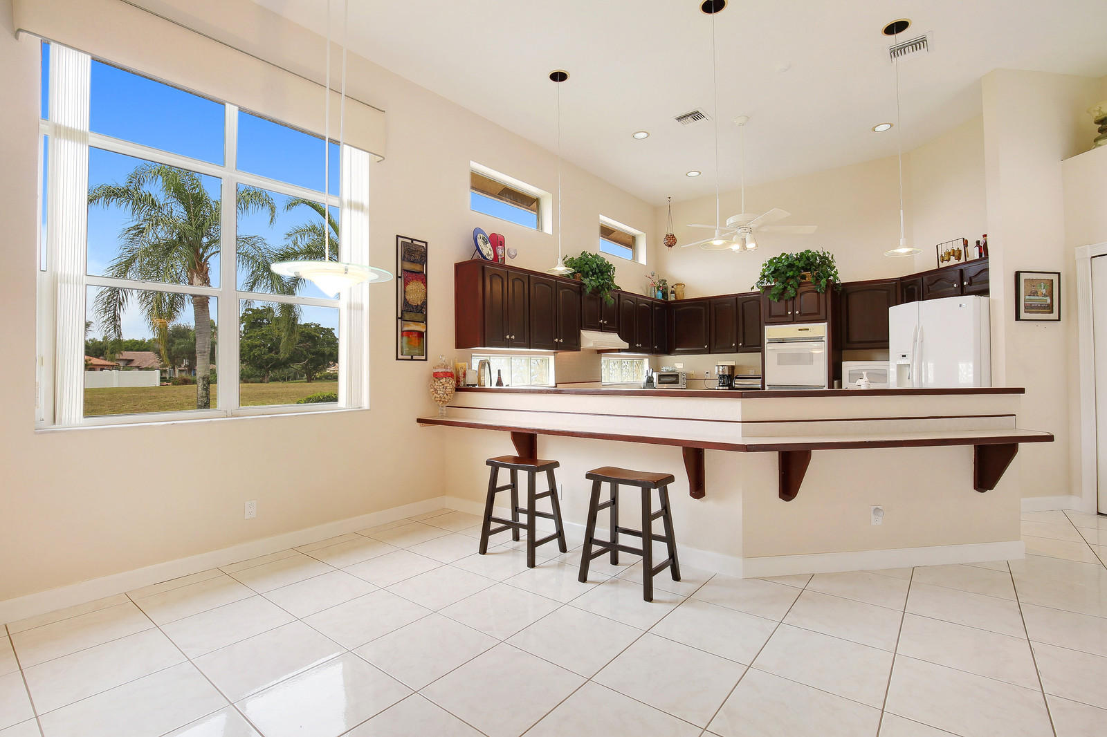 8698 Sawpine Road Delray Beach, FL 33446 - Photo 12 of 27 Kitchen