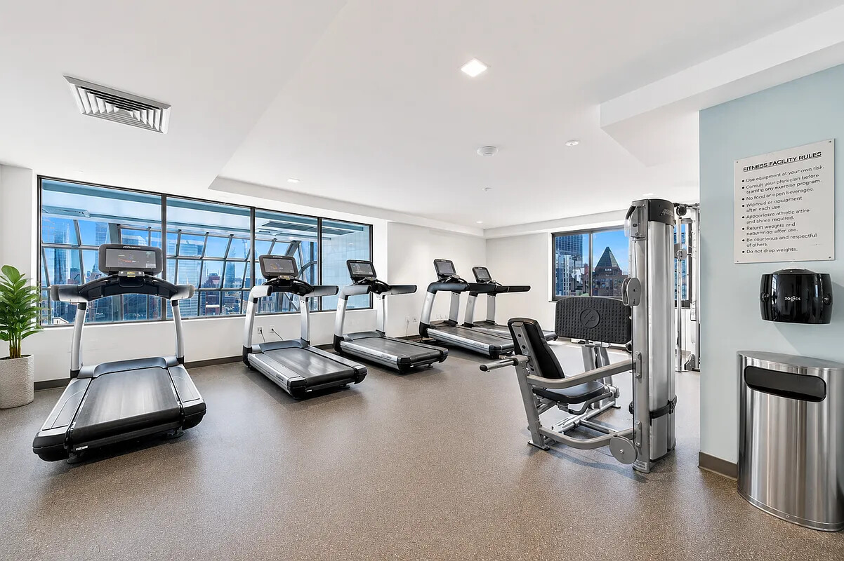 200 Rector Place, Unit 35N Manhattan, NY 10280 - Photo 8 of 16 Gallery Image 8