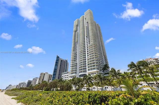 $2,899,000 | 6365 Collins Avenue, Unit 2703, Miami Beach, FL 33141