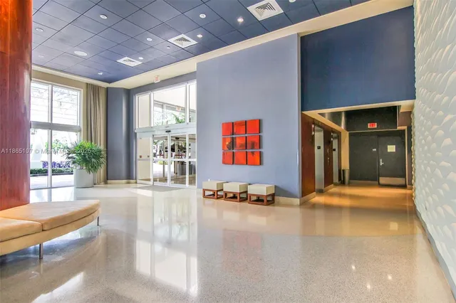 $2,899,000 | 6365 Collins Avenue, Unit 2703, Miami Beach, FL 33141