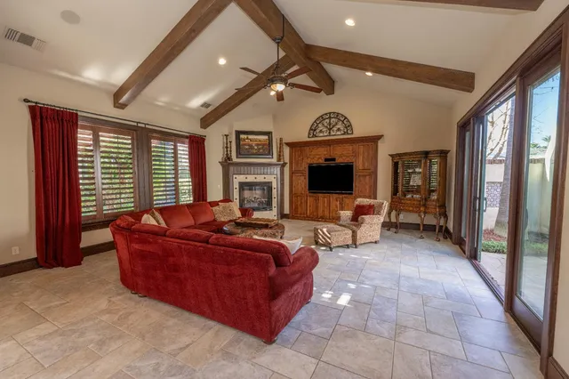 $2,247,700 | 1639 East Clubhouse Drive, Fresno, CA 93730