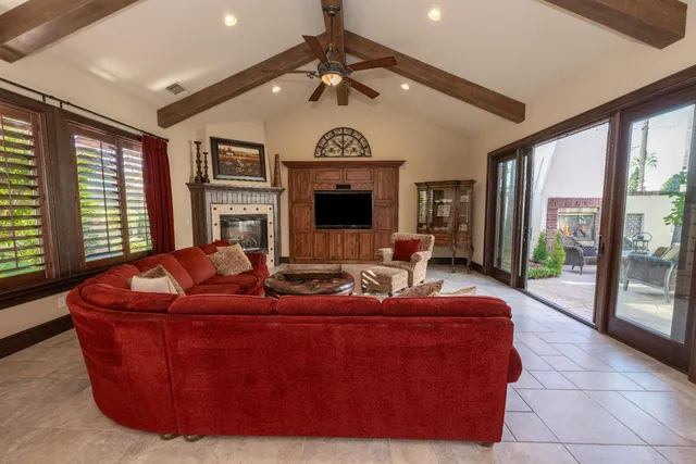 $2,247,700 | 1639 East Clubhouse Drive, Fresno, CA 93730