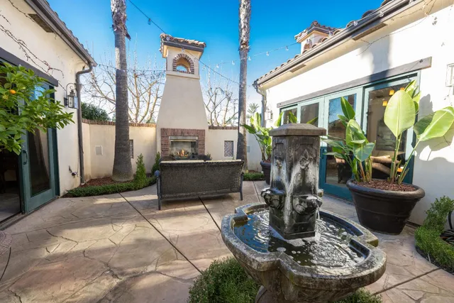 $2,247,700 | 1639 East Clubhouse Drive, Fresno, CA 93730