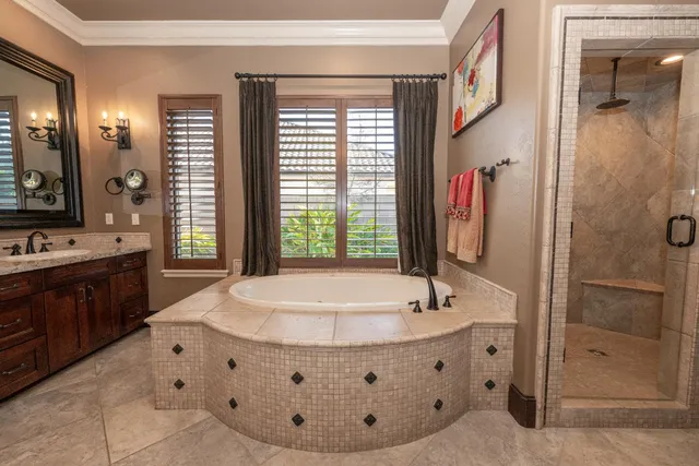 $2,247,700 | 1639 East Clubhouse Drive, Fresno, CA 93730