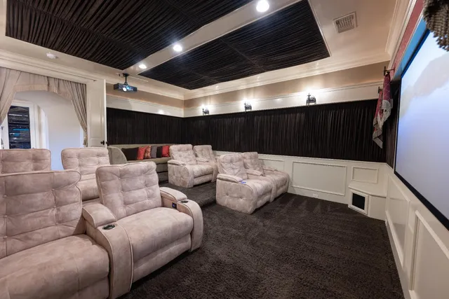 $2,247,700 | 1639 East Clubhouse Drive, Fresno, CA 93730