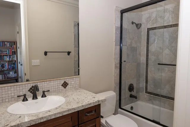 $2,247,700 | 1639 East Clubhouse Drive, Fresno, CA 93730