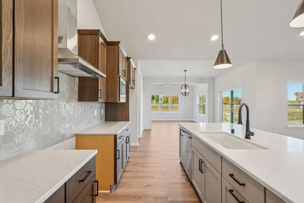 $599,900 | 465 Sandstone Street, Slinger, WI 53086