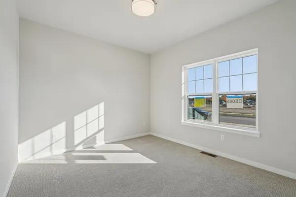 $599,900 | 465 Sandstone Street, Slinger, WI 53086