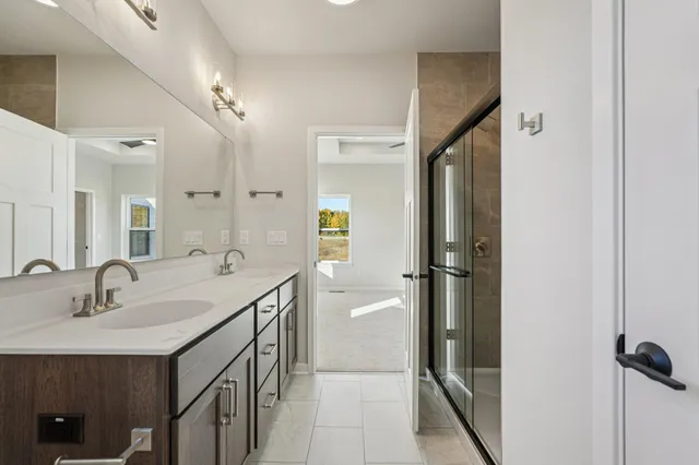 $609,900 | 465 Sandstone Street, Slinger, WI 53086