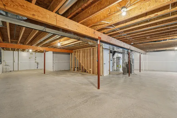 $599,900 | 465 Sandstone Street, Slinger, WI 53086