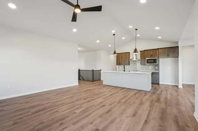 $609,900 | 465 Sandstone Street, Slinger, WI 53086