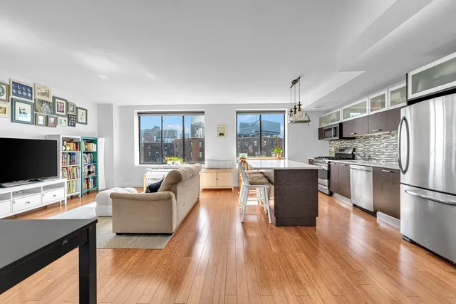 $850,000 | 353 East 104th Street, Unit 9C | East Harlem