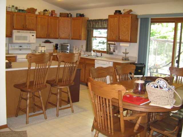10453 Hazel Dell Road Northeast Newark, OH 43055 - Photo 5 of 7