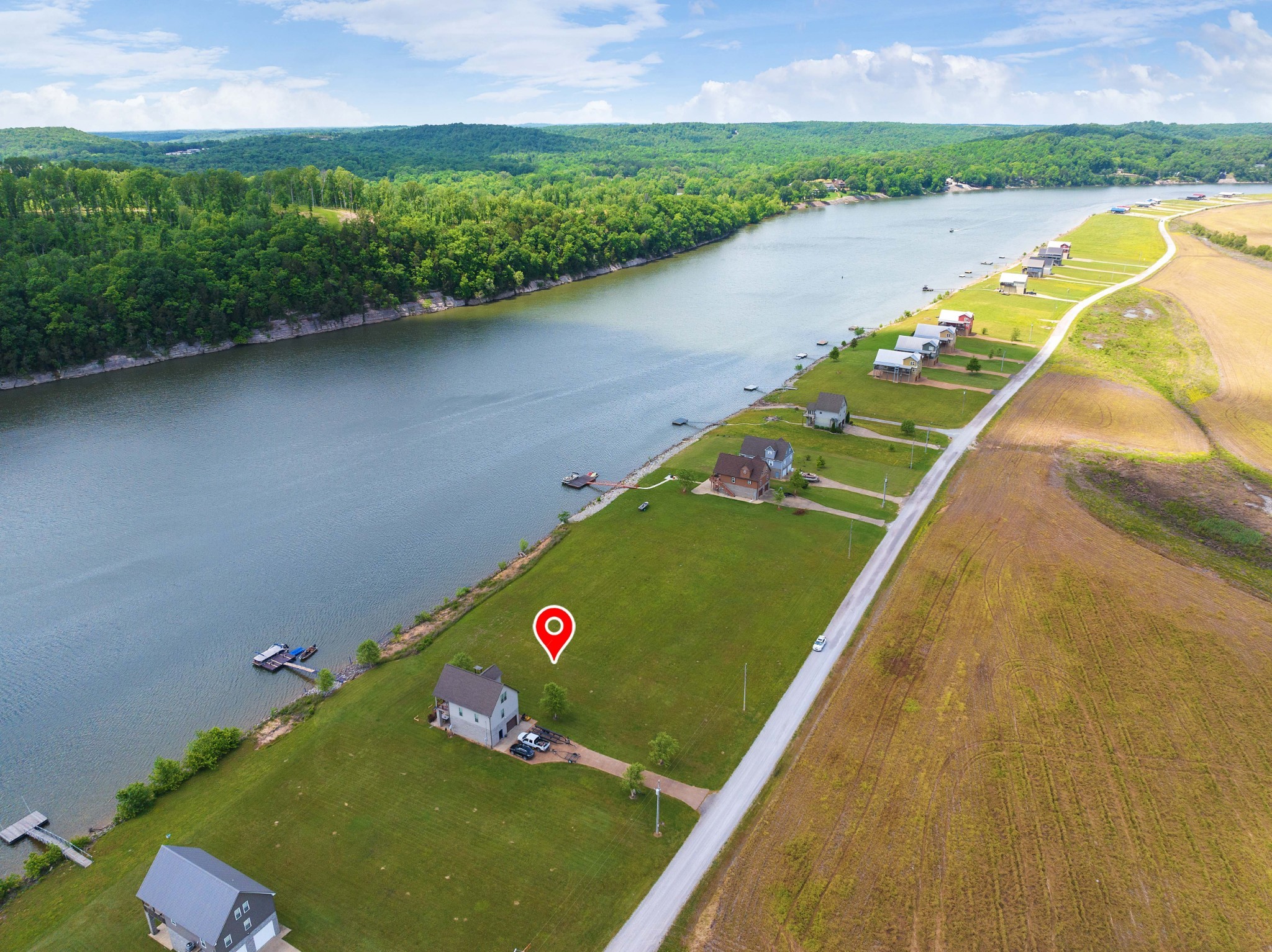 1027 Hardin Bottom River Road Clifton, TN 38425 - Photo 1 of 14 Gallery Image 1