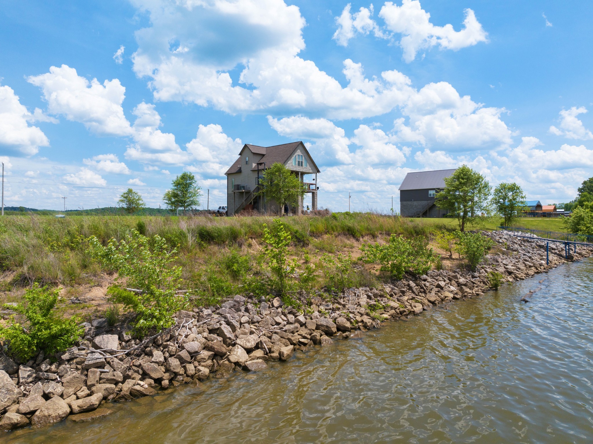 1027 Hardin Bottom River Road Clifton, TN 38425 - Photo 6 of 14 Gallery Image 6