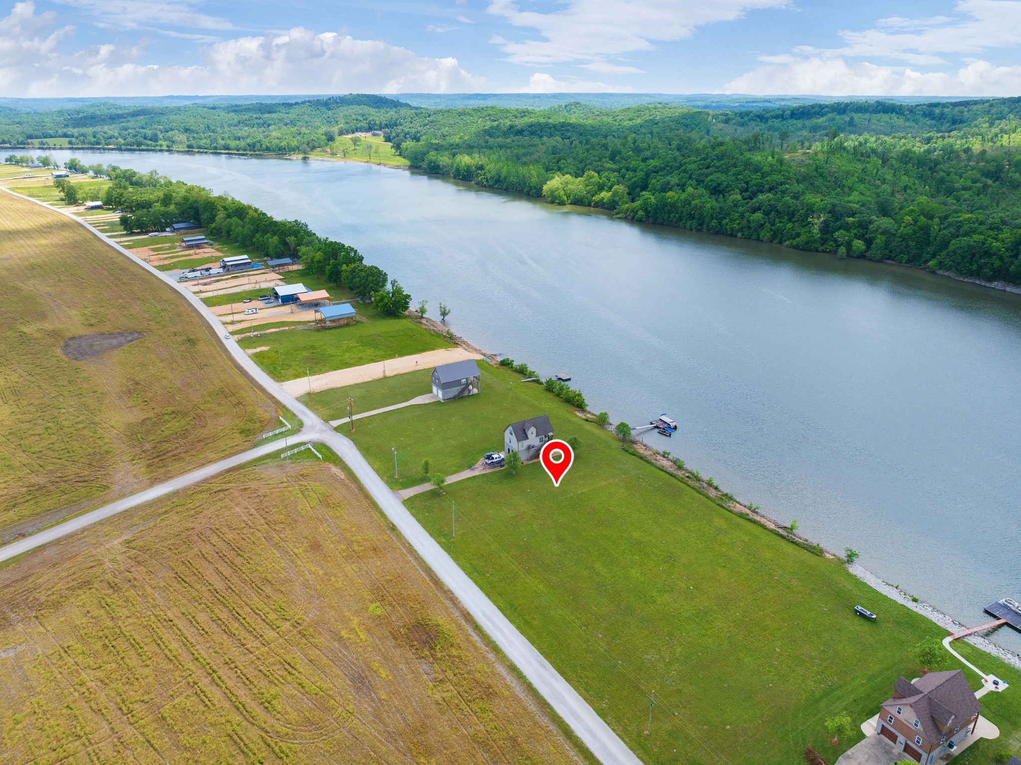 1027 Hardin Bottom River Road Clifton, TN 38425 - Photo 7 of 14 Gallery Image 7